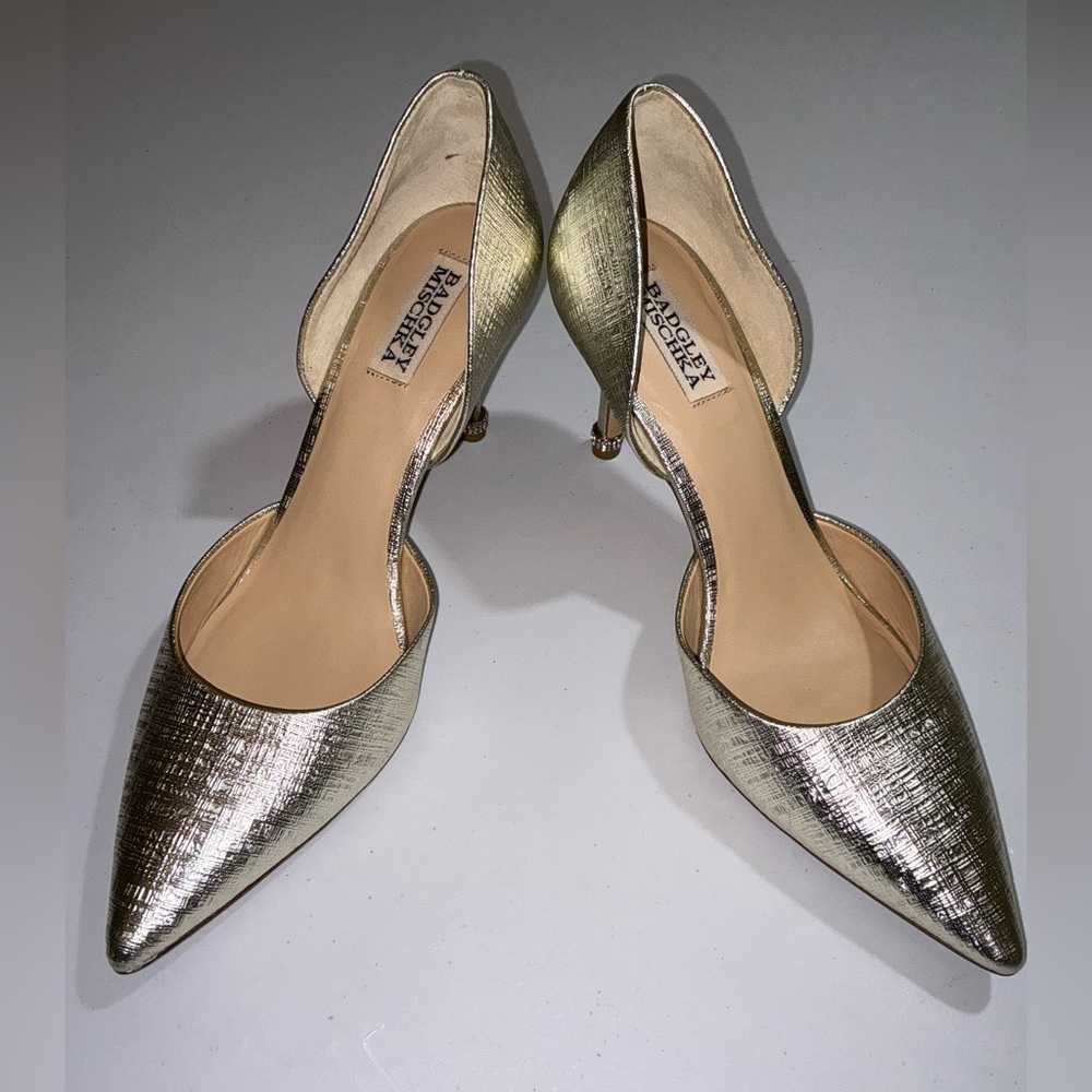 BADGLEY MISCHKA Metallic Gold Heels Rhinestone Trim 10 M - Picture 2 of 16